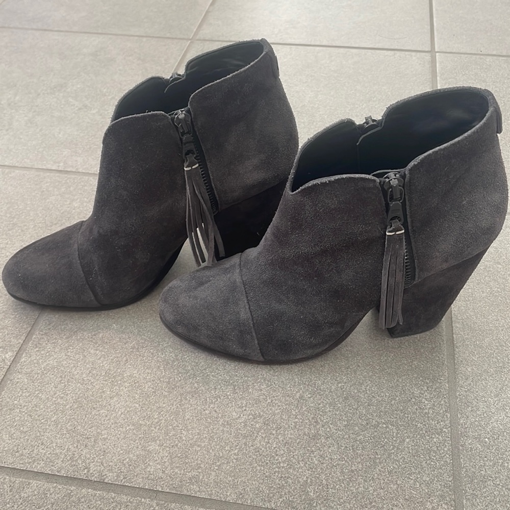 Rag and Bone Gray Margot Ankle Boots Leather Suede 38 fits like 37.5